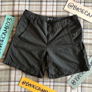 4 women’s Eddie Bauer sport green shorts pockets